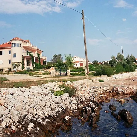 Apartman Maris Ugljan